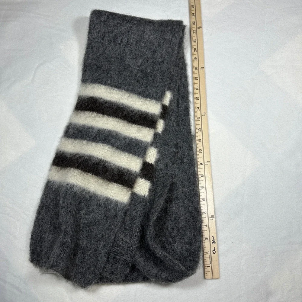 Vintage 80s Alafoss Icewool Scarf Gray Striped Pure Wool Made in Iceland Fuzzy